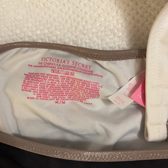 VS bikini - Picture 4 of 4